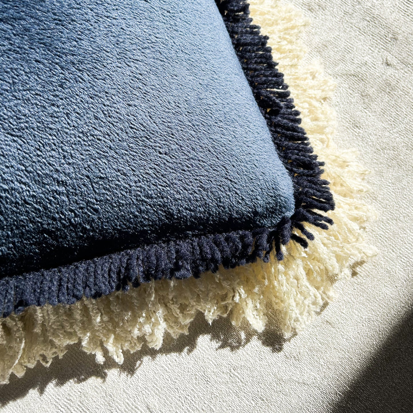 Pillowcase_pillow_fur_blue_cn_fringe_beige_decoration_home_christmas_idea_gift_sofaJ