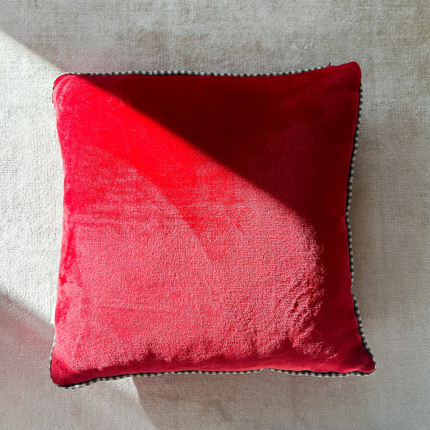 Red_fur_pillow_pillowcase_soft_Christmas_gift_idea