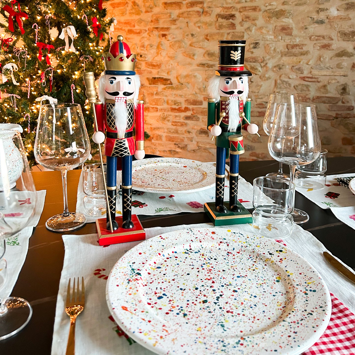 NutcrackerhomedecorchristmasideagifttablesettingideaJPG