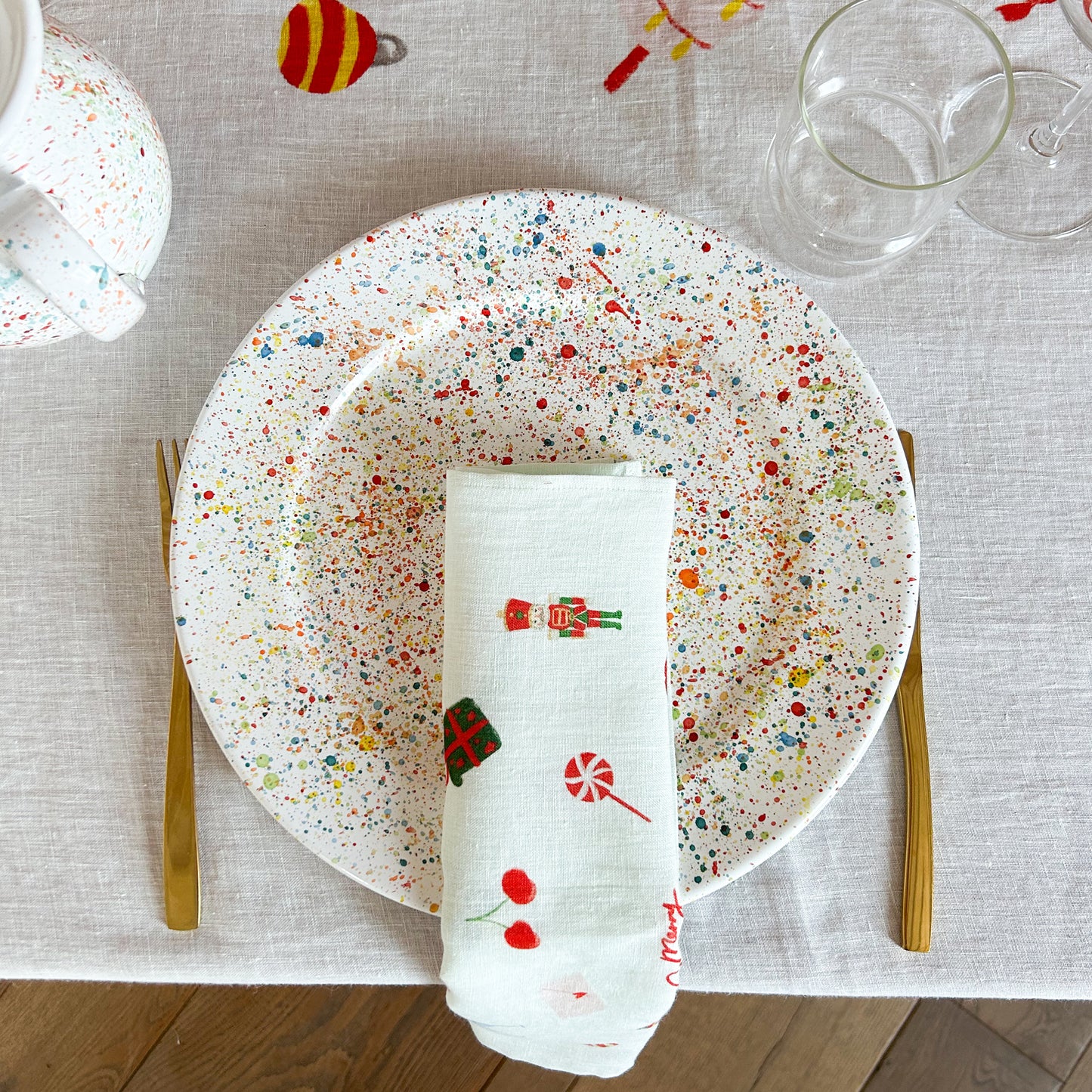 table_setting_idea_christmas_underplate_ceramica