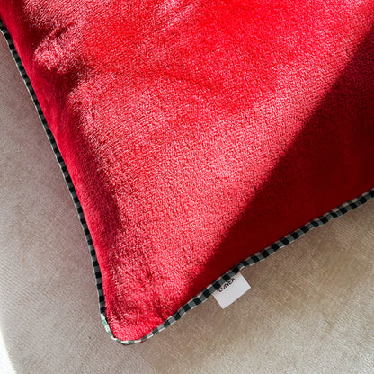 Federa_cuscino_pelliccia_rossa_morbido_natale_idea_regalo_decorazione_casa_home