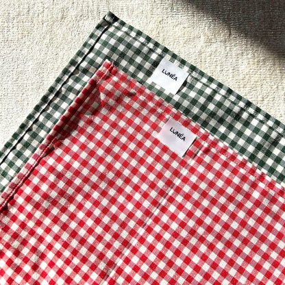 Red_and_green_cotton_checkered_napkins_Christmas