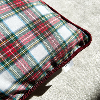tartan_cushion_pillowcase_with_bordeaux_cord_cotton_fabric_home_decoration
